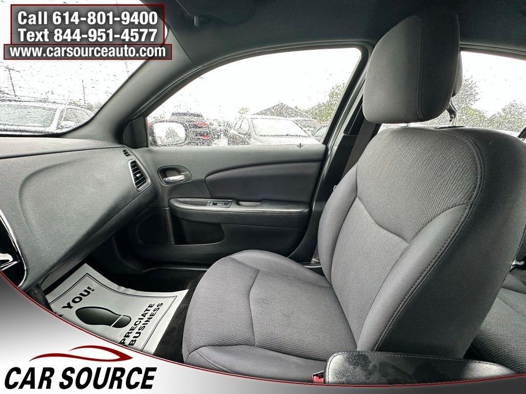 Chrysler 200  2013