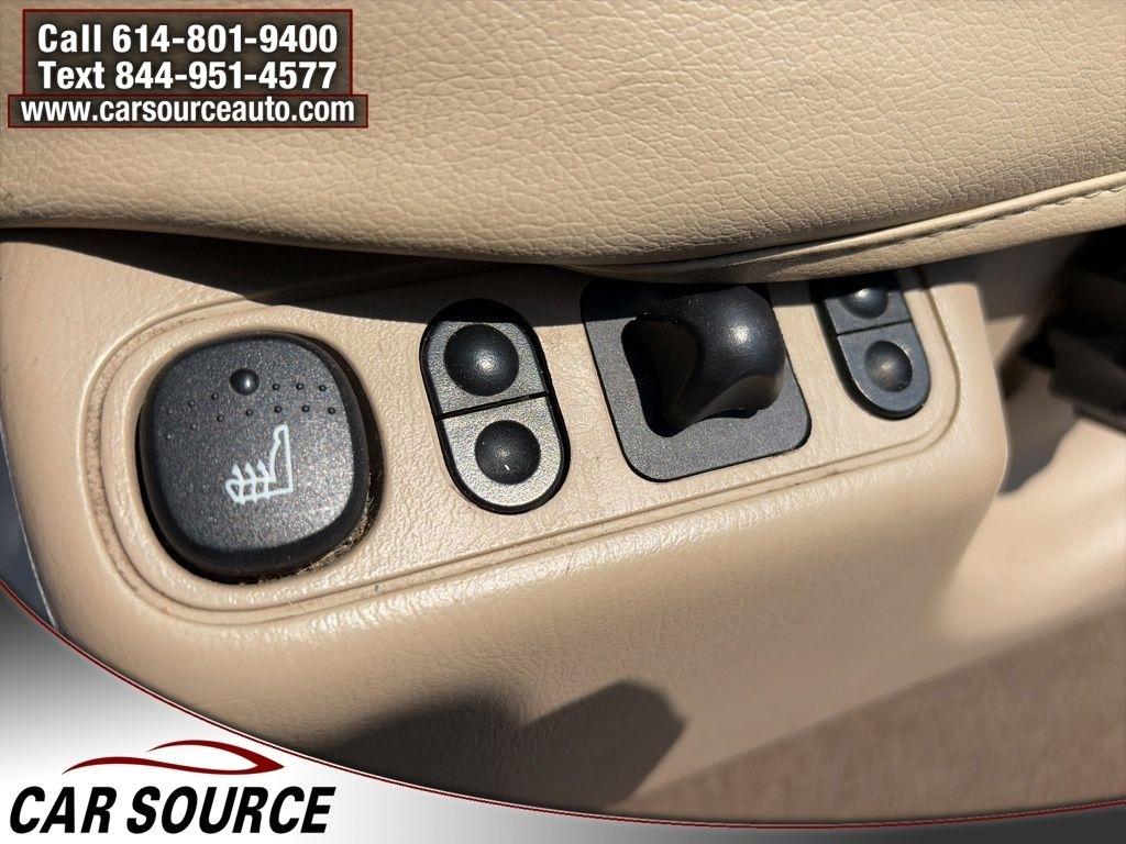 Ford Excursion  2002