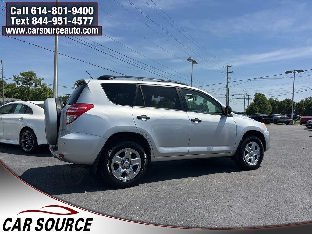 Toyota RAV4  2010