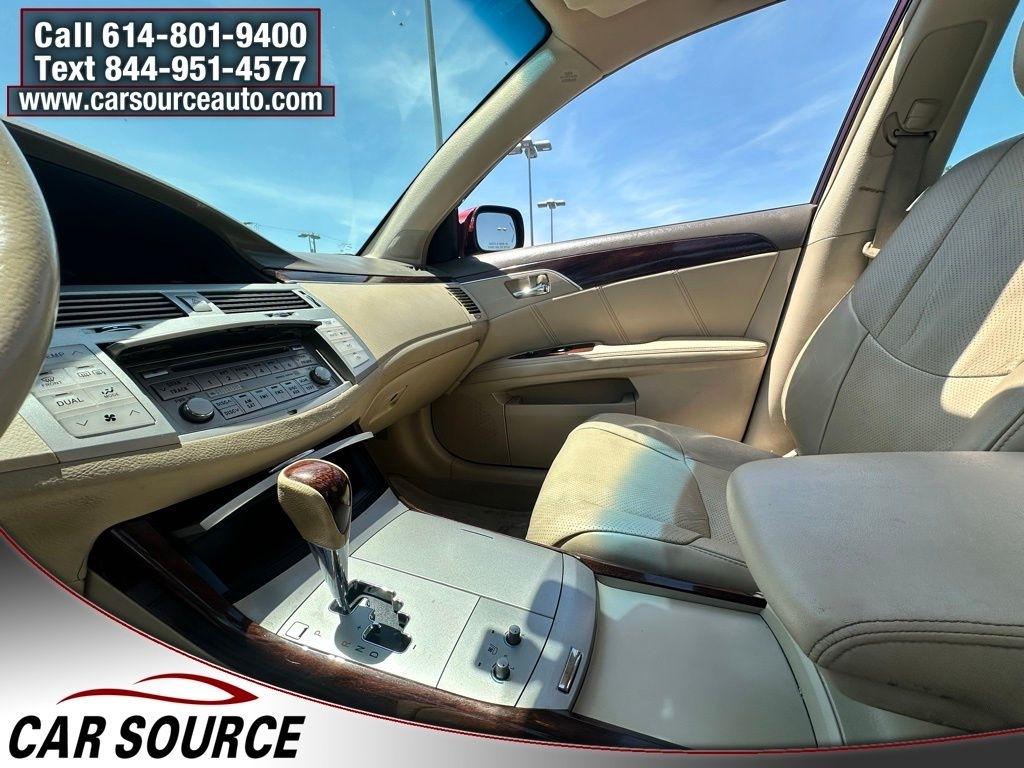 Toyota Avalon  2008