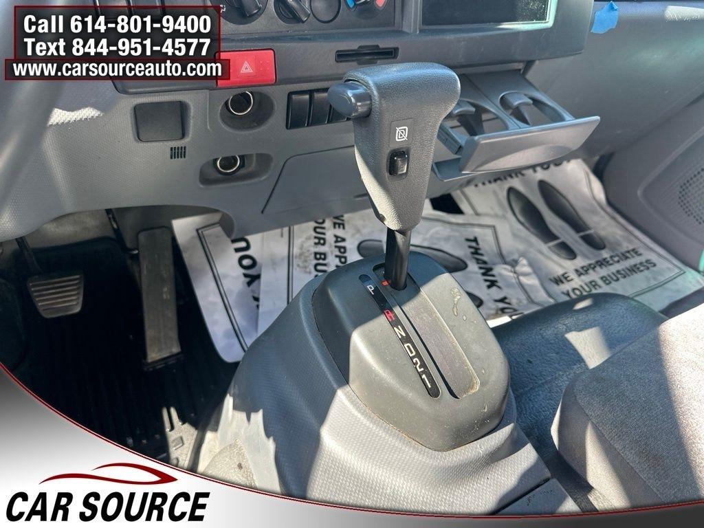 Isuzu NPR  2019