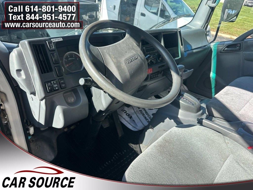 Isuzu NPR  2019