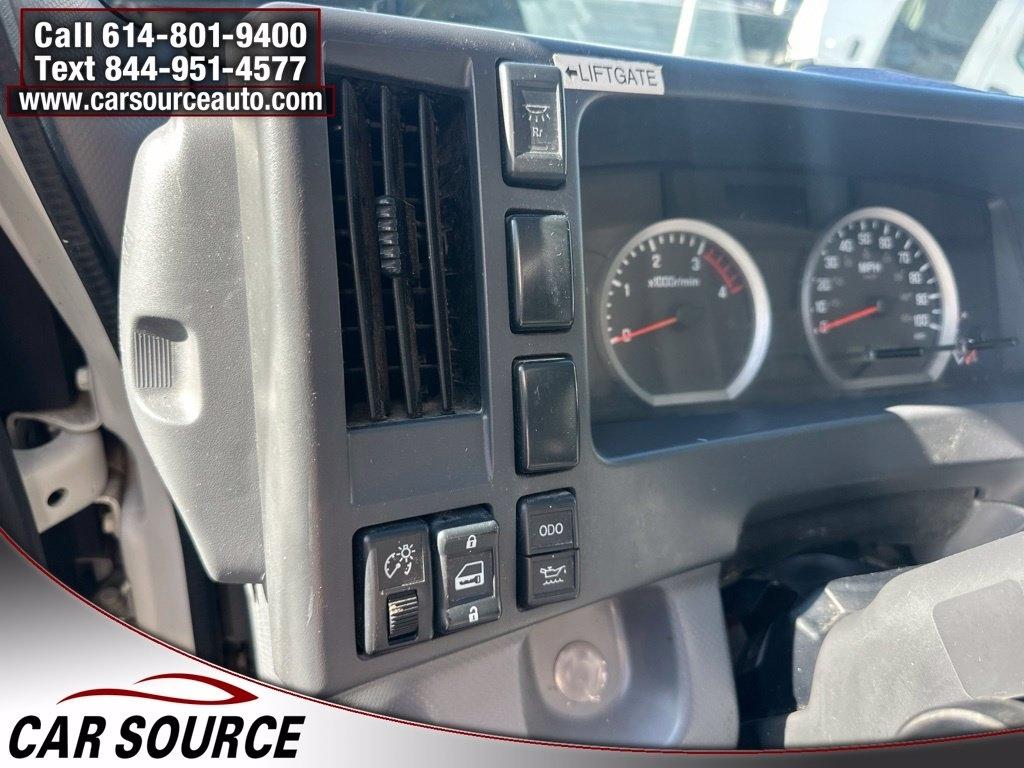 Isuzu NPR  2019