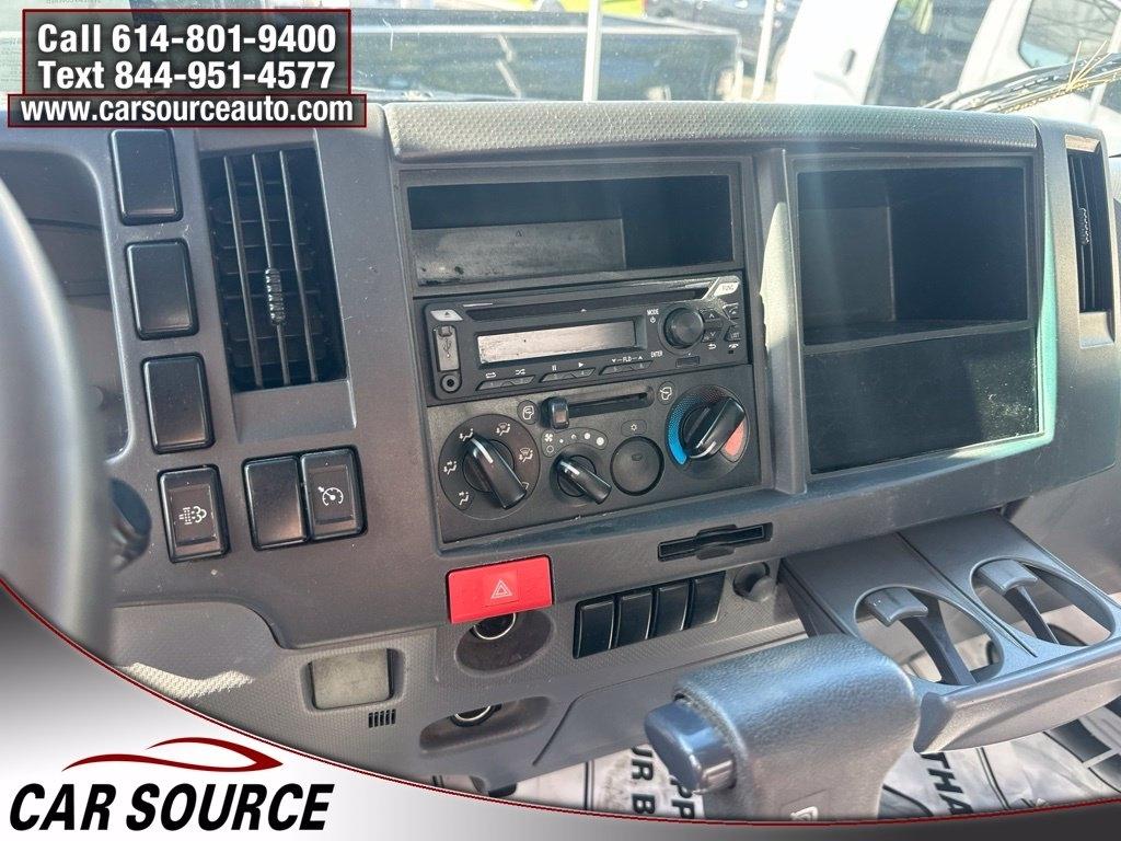 Isuzu NPR  2019