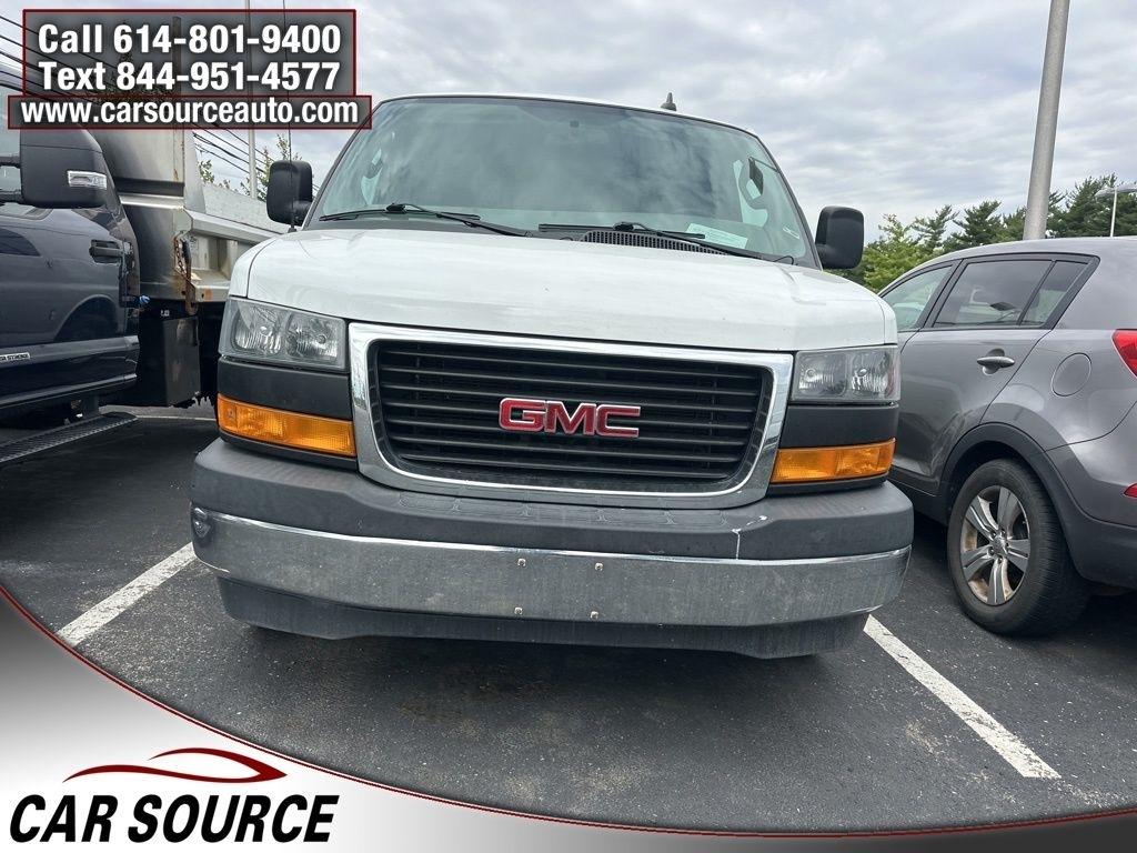 GMC Savana Cargo Van  2019