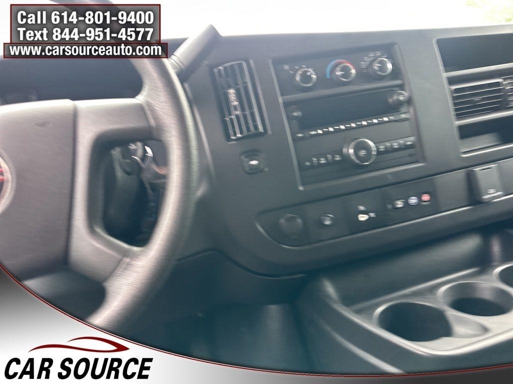 GMC Savana Cargo Van  2019