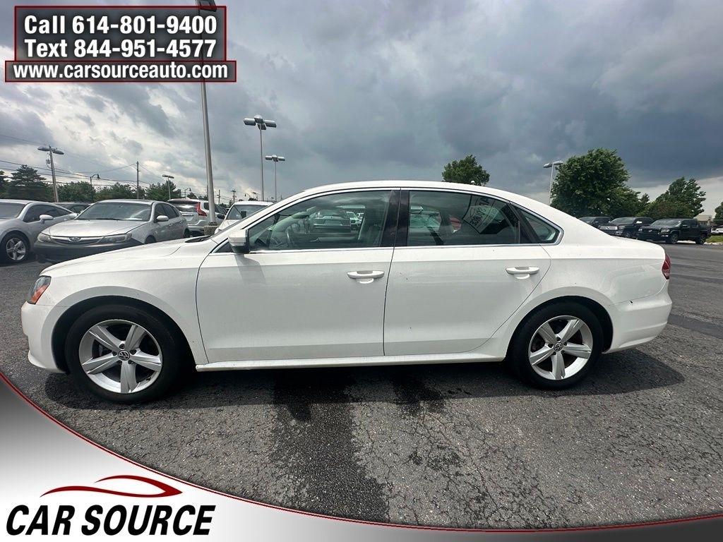 Volkswagen Passat  2012