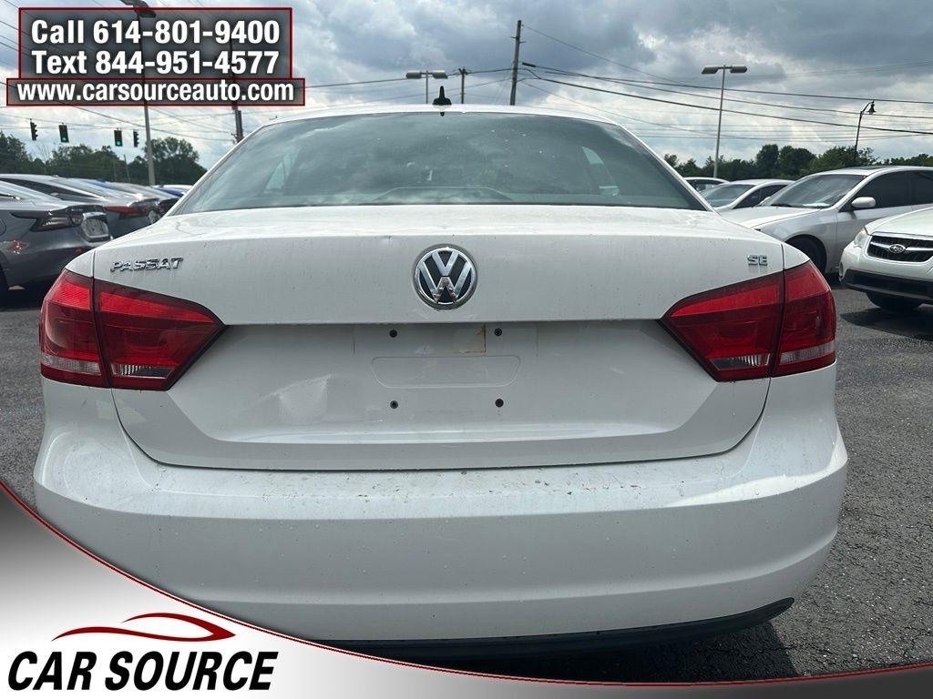 Volkswagen Passat  2012
