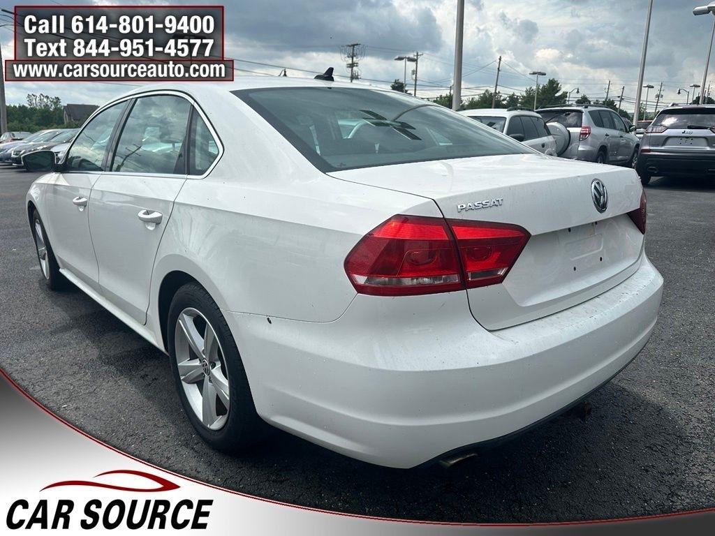 Volkswagen Passat  2012