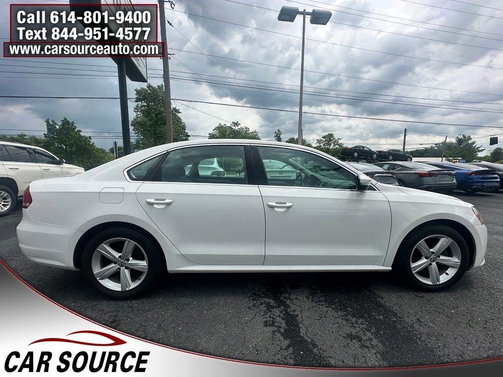 Volkswagen Passat  2012