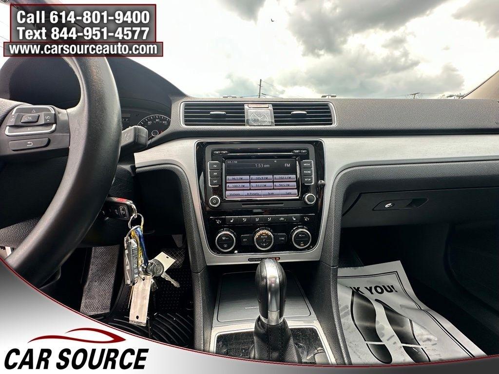 Volkswagen Passat  2012