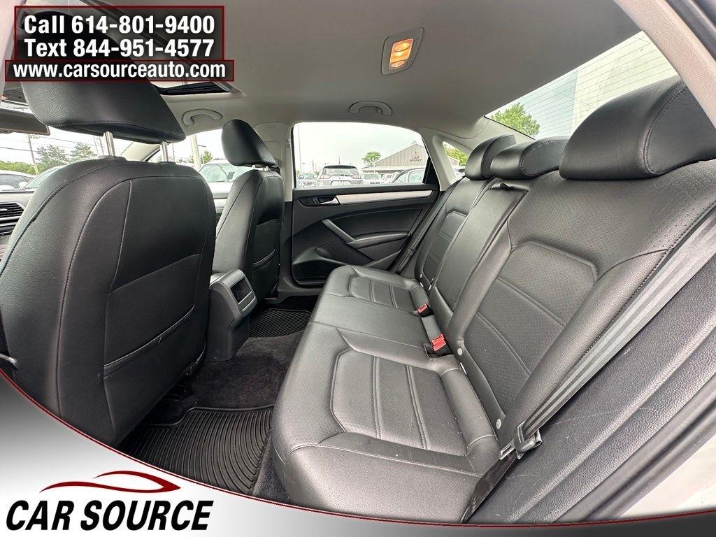 Volkswagen Passat  2012