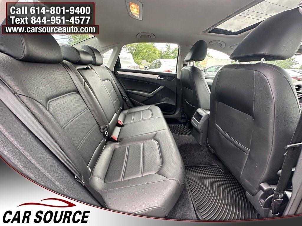 Volkswagen Passat  2012
