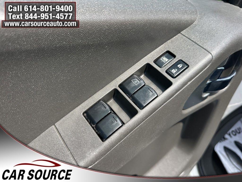 Suzuki Equator  2010