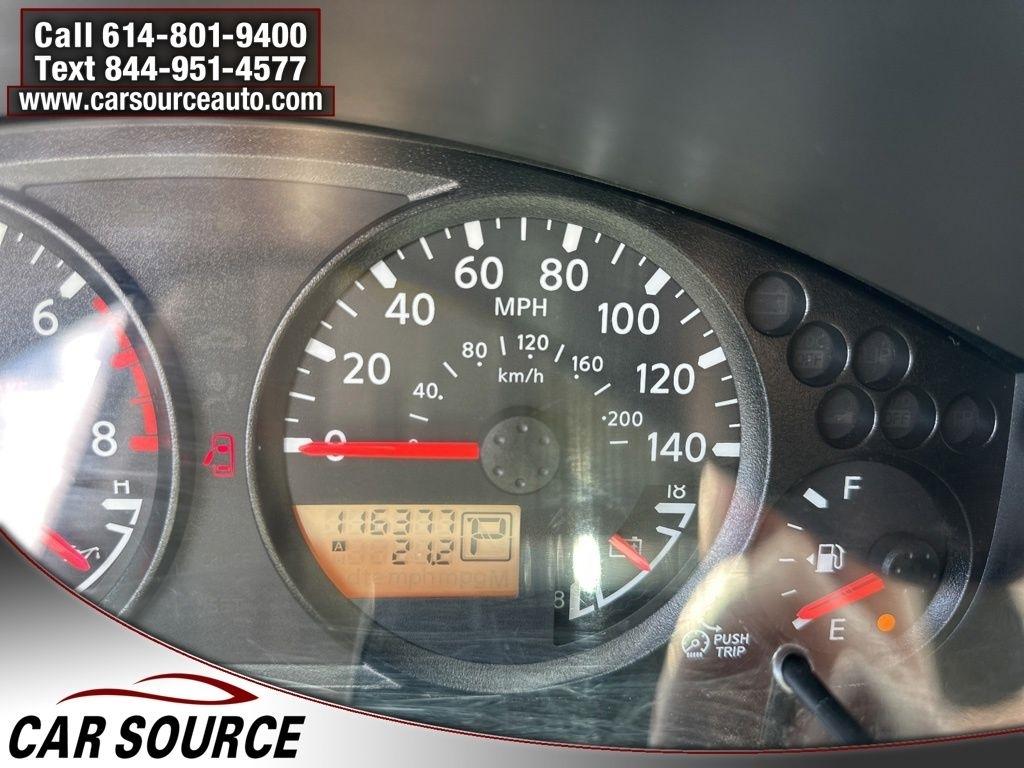 Suzuki Equator  2010