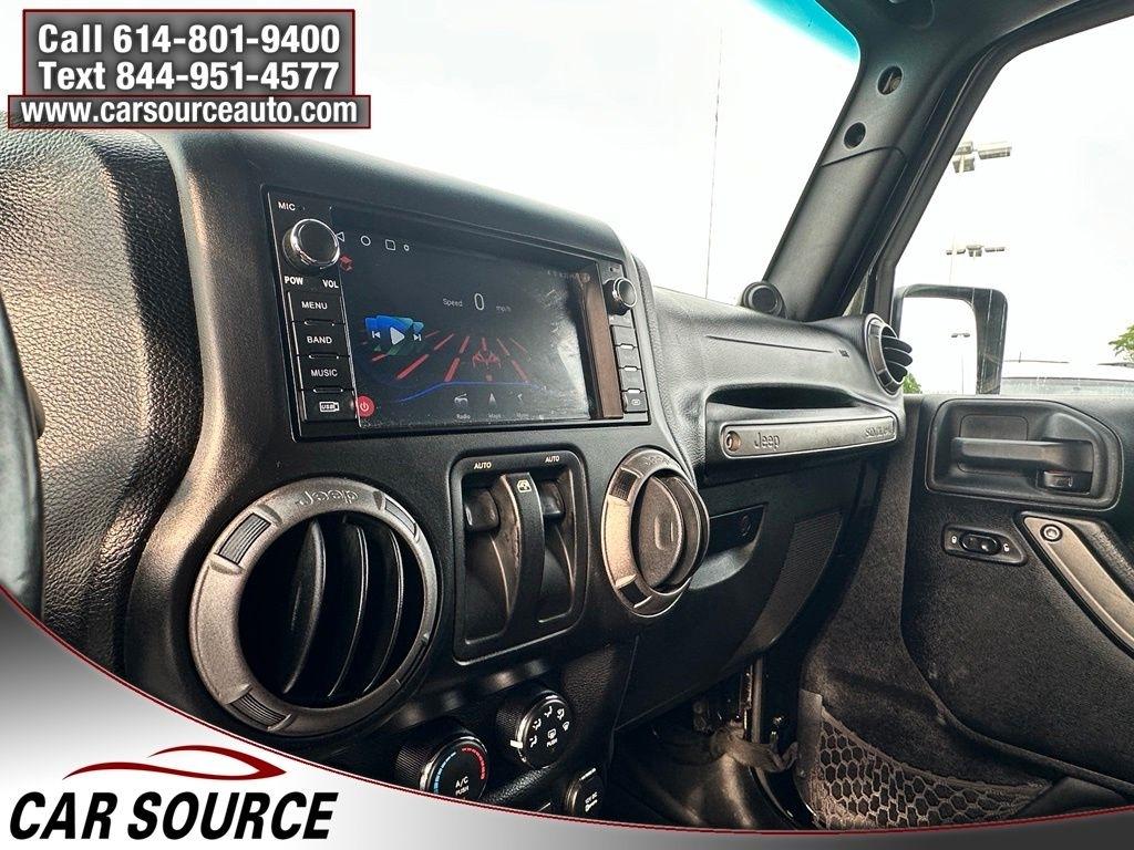 Jeep Wrangler  2012