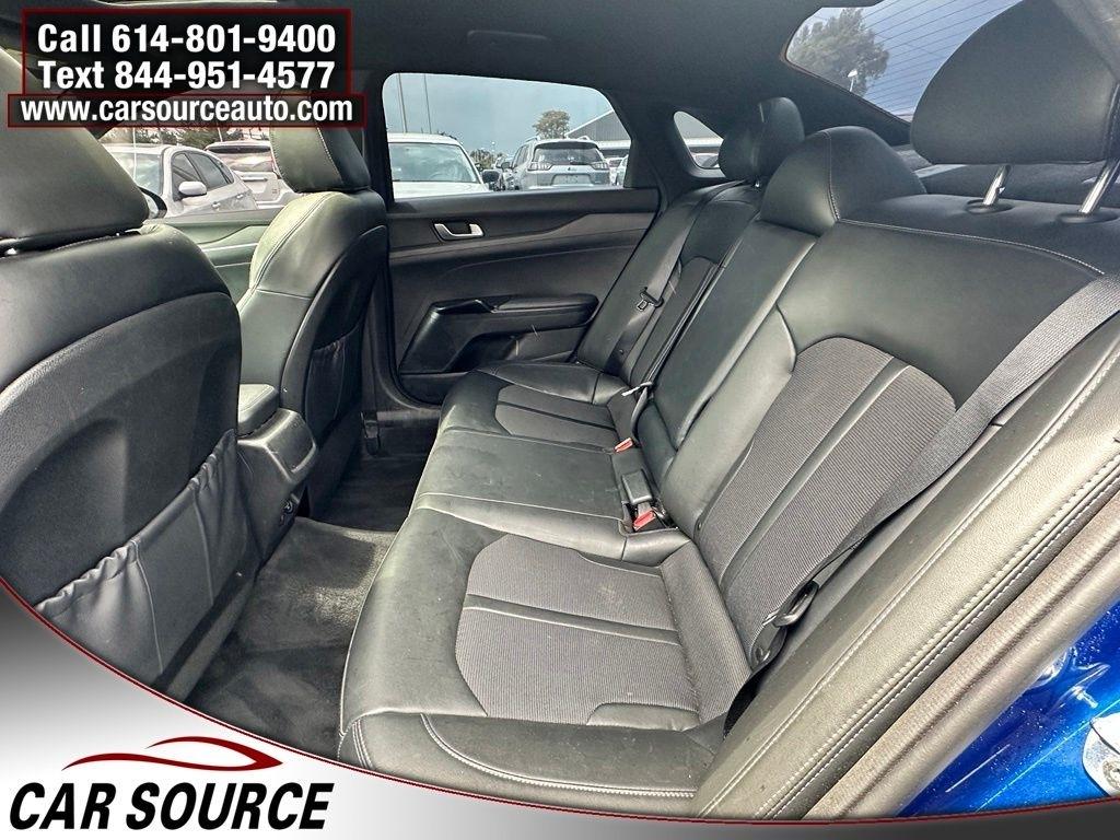 Kia K5  2021