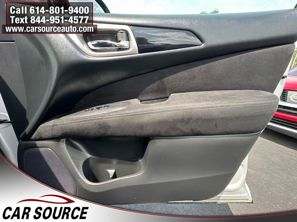Nissan Pathfinder  2015