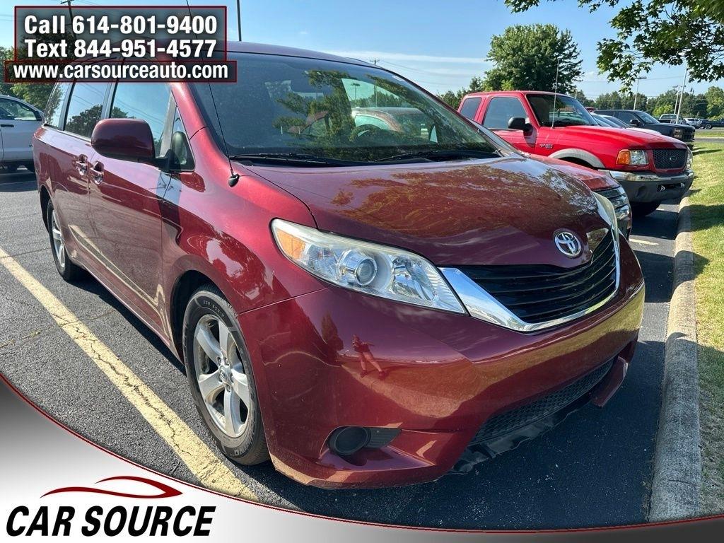 Toyota Sienna  2012