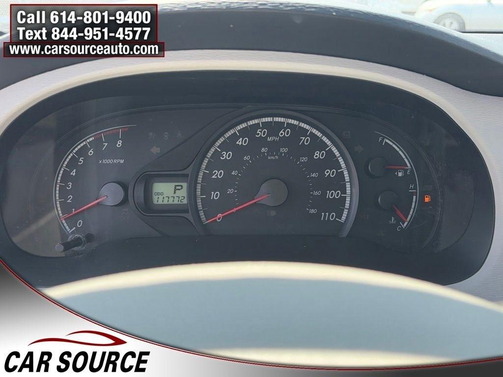 Toyota Sienna  2012