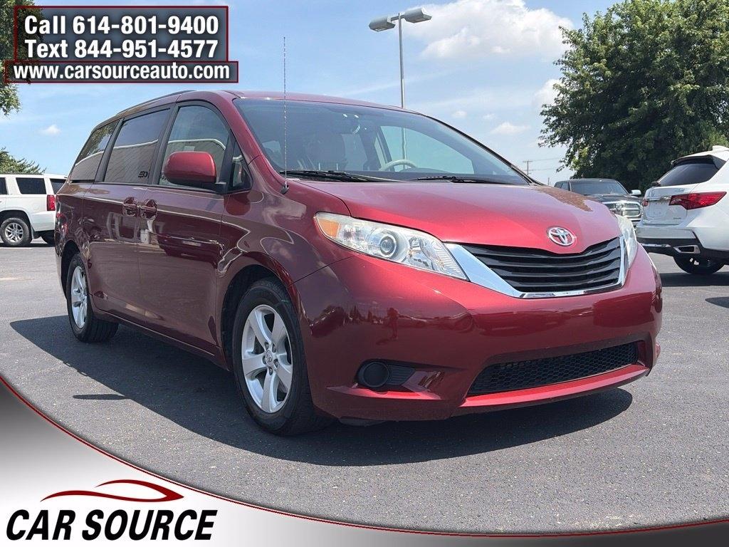 Toyota Sienna  2012