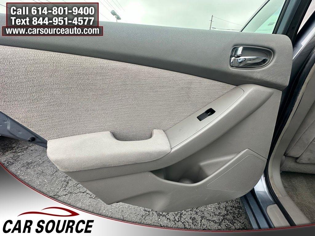 Nissan Altima  2010