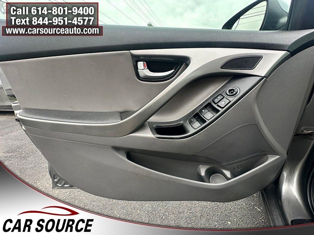Hyundai Elantra  2014