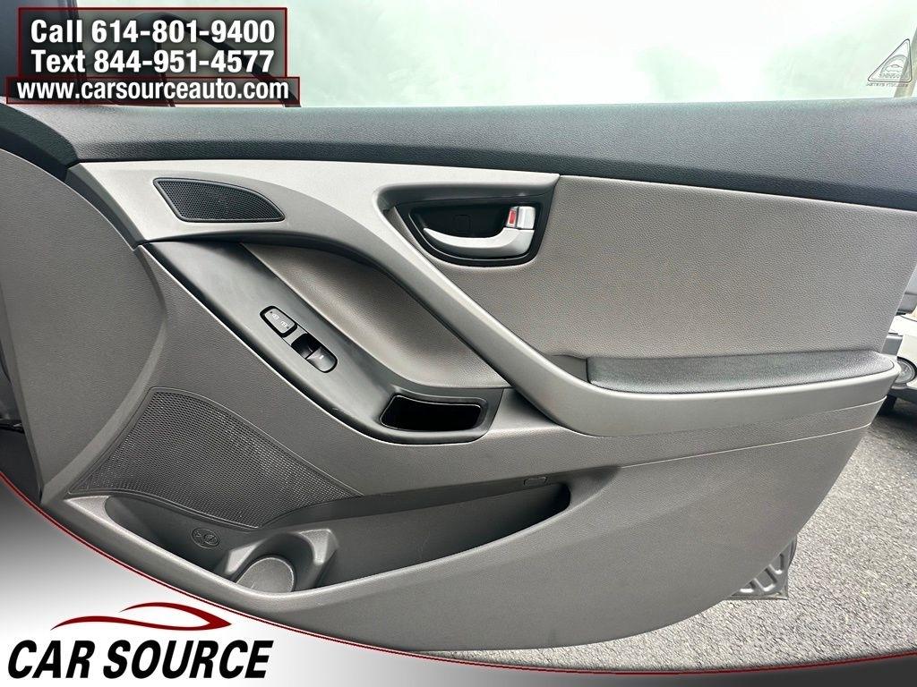 Hyundai Elantra  2014