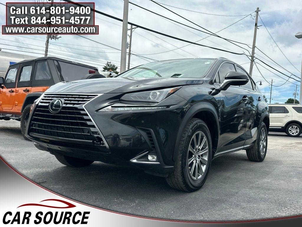 Lexus NX  2020
