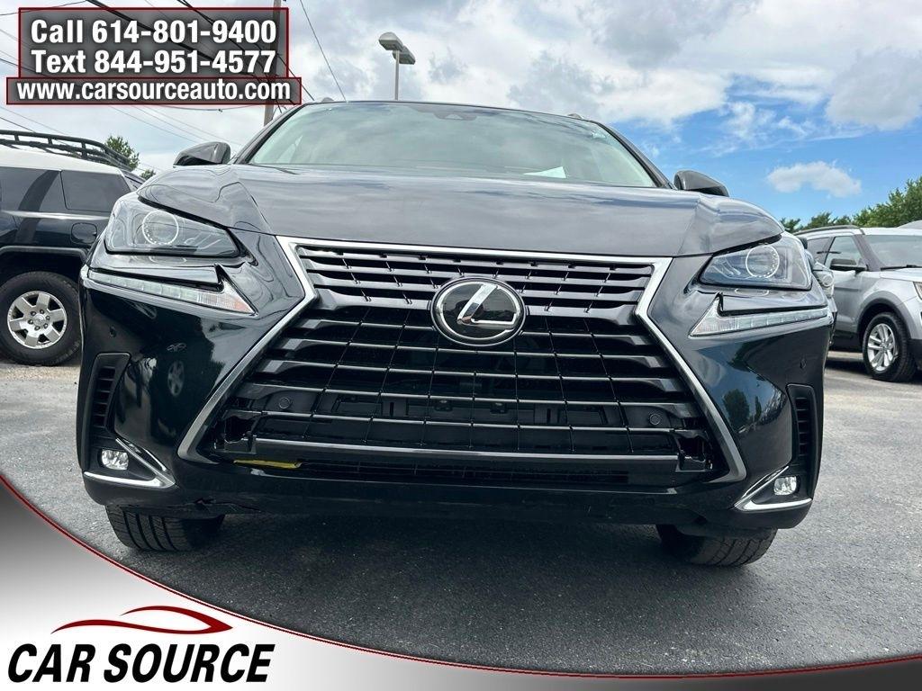 Lexus NX  2020