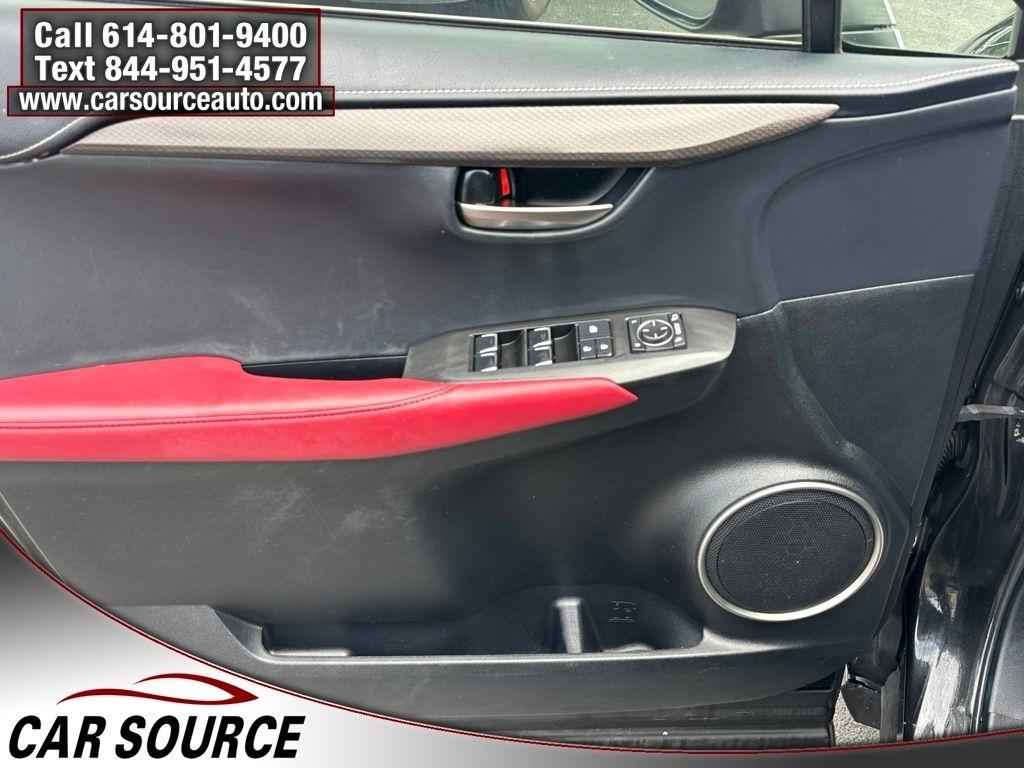 Lexus NX  2020