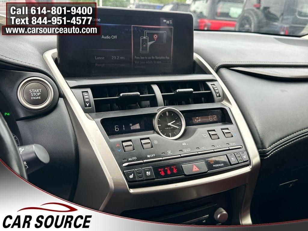 Lexus NX  2020