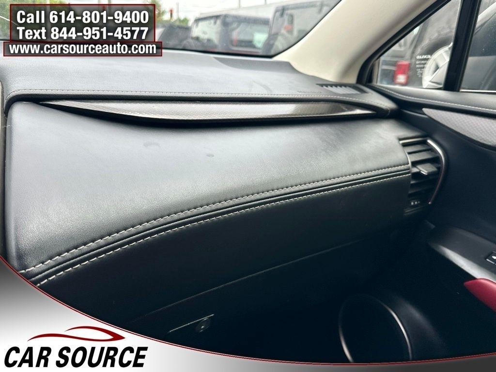 Lexus NX  2020