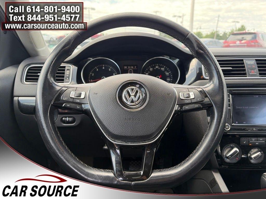 Volkswagen Jetta Sedan  2016