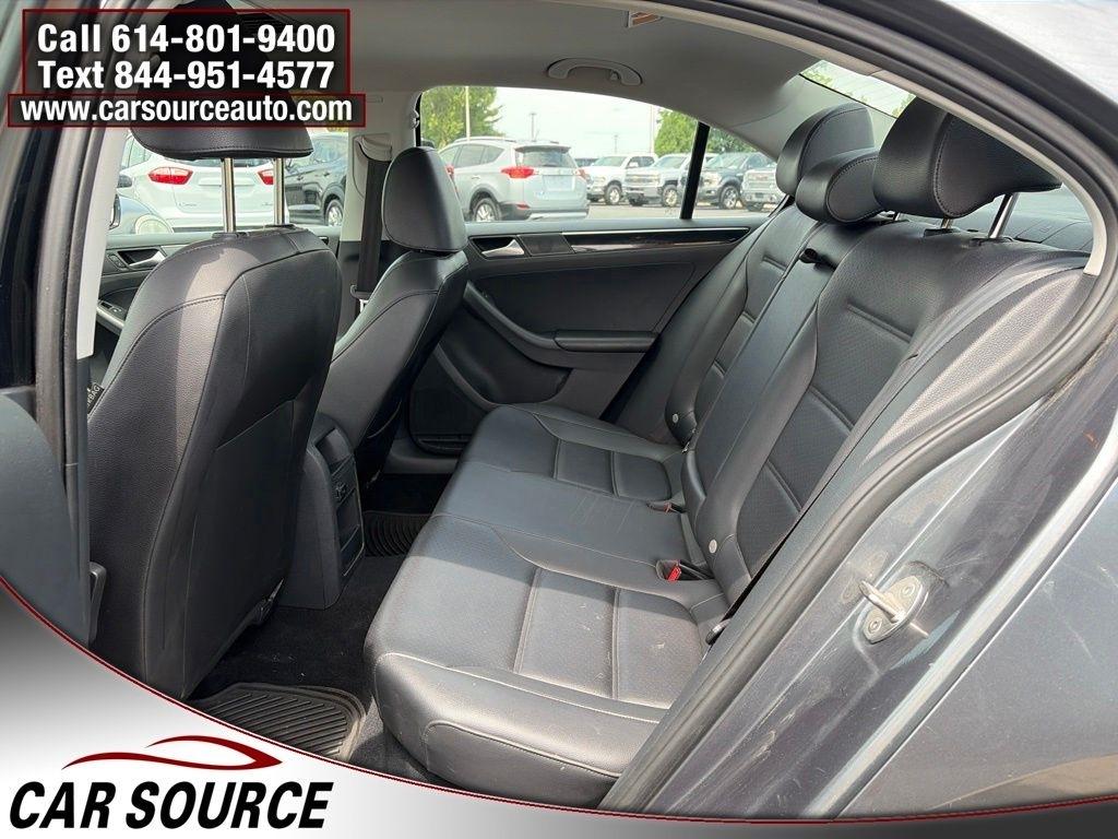 Volkswagen Jetta Sedan  2016
