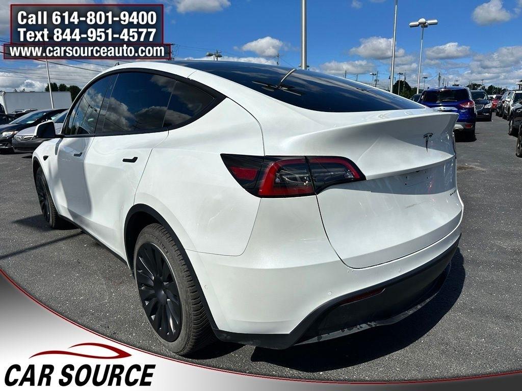 Tesla Model Y  2021