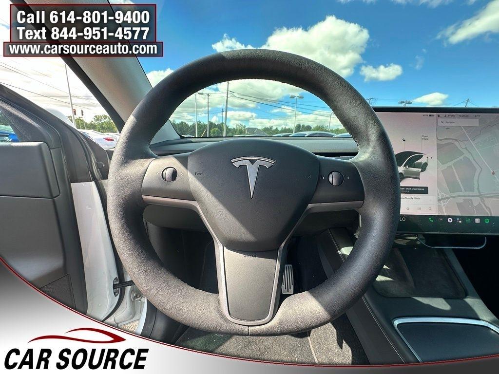 Tesla Model Y  2021