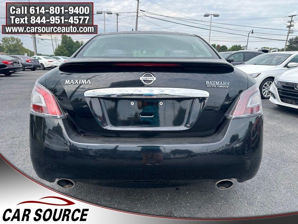 Nissan Maxima  2014