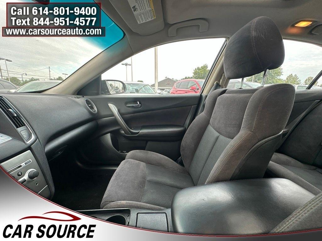 Nissan Maxima  2014