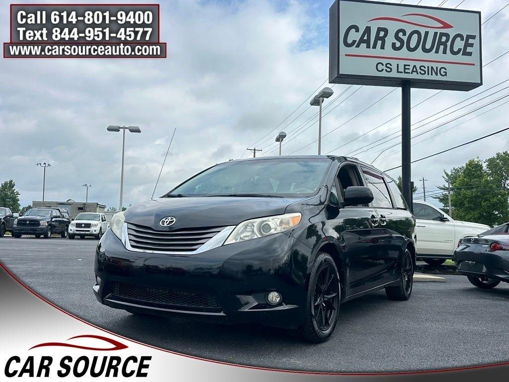 Toyota Sienna  2013