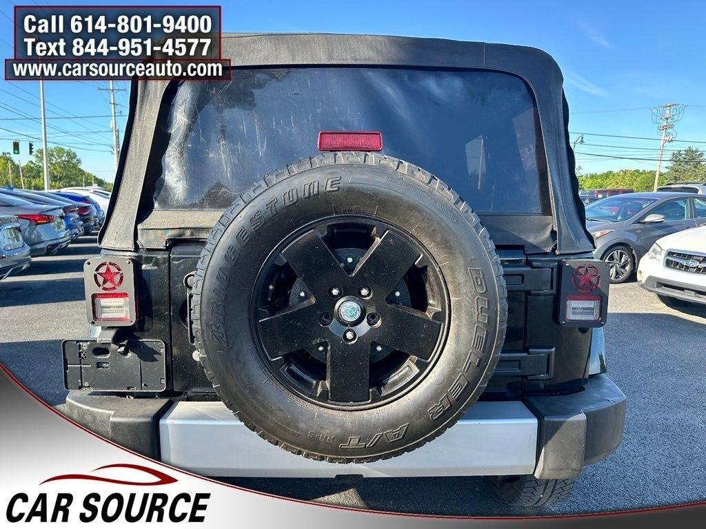 Jeep Wrangler Unlimited  2012