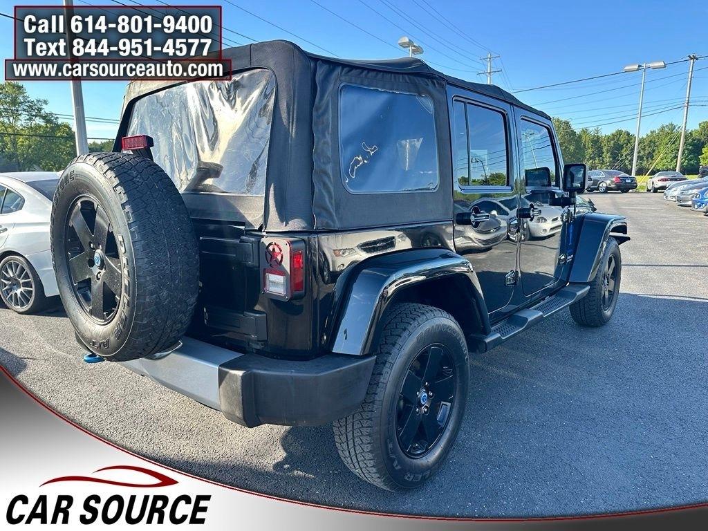 Jeep Wrangler Unlimited  2012