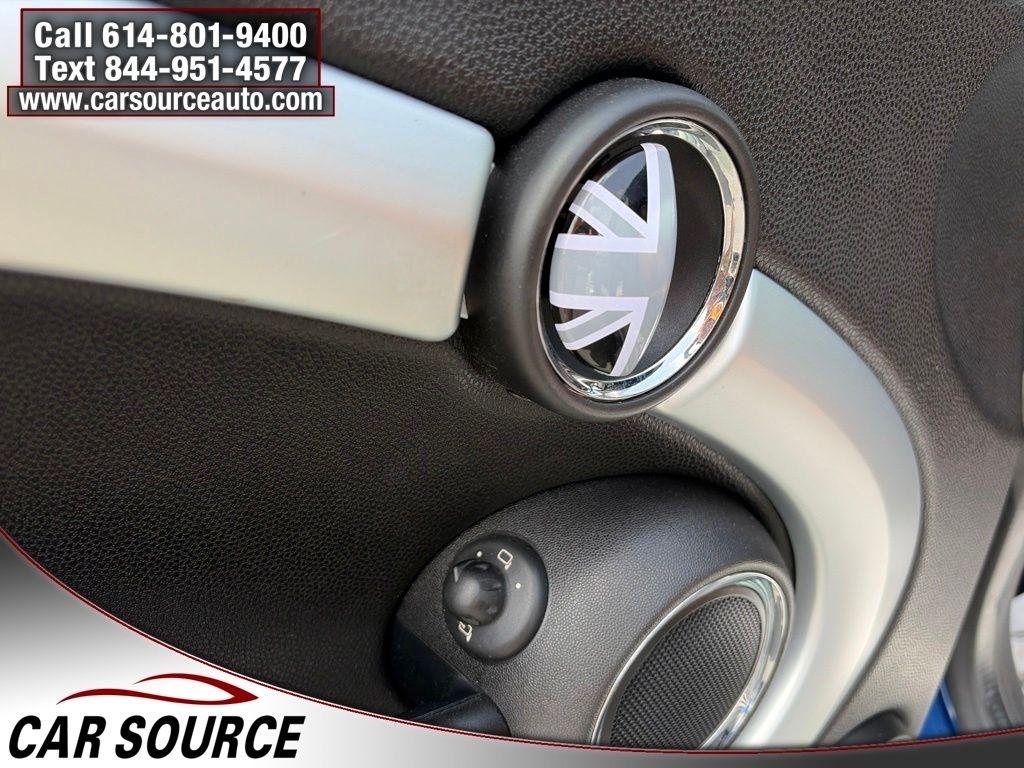 MINI Cooper Convertible  2013