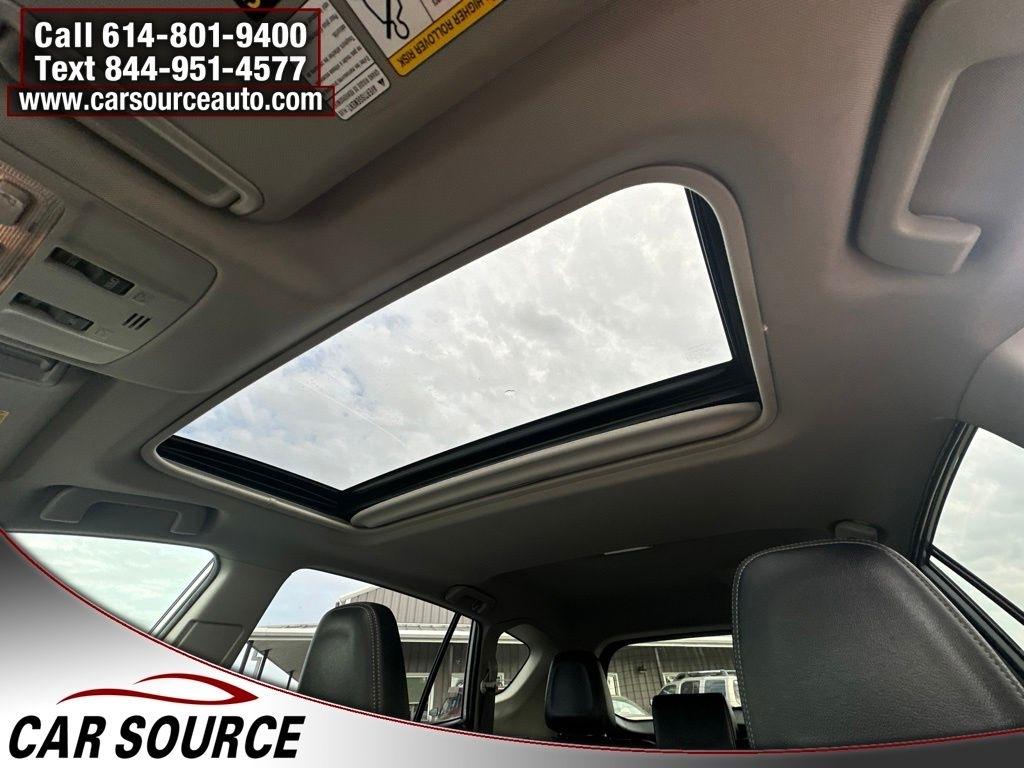 Toyota RAV4  2015