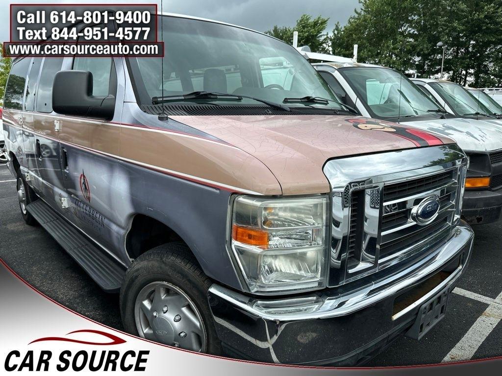 Ford Econoline Wagon  2009