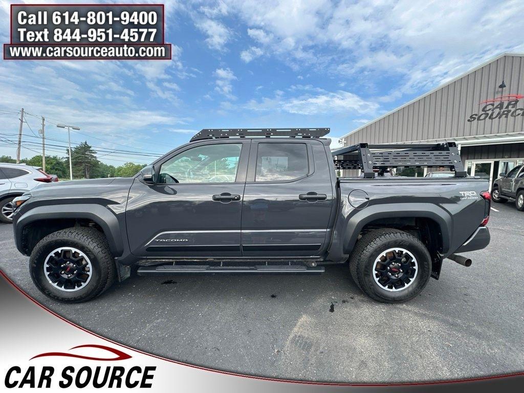 Toyota Tacoma 4WD  2024