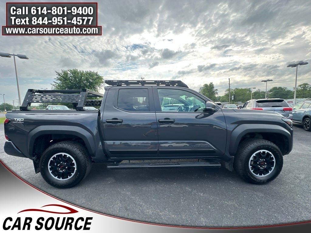 Toyota Tacoma 4WD  2024