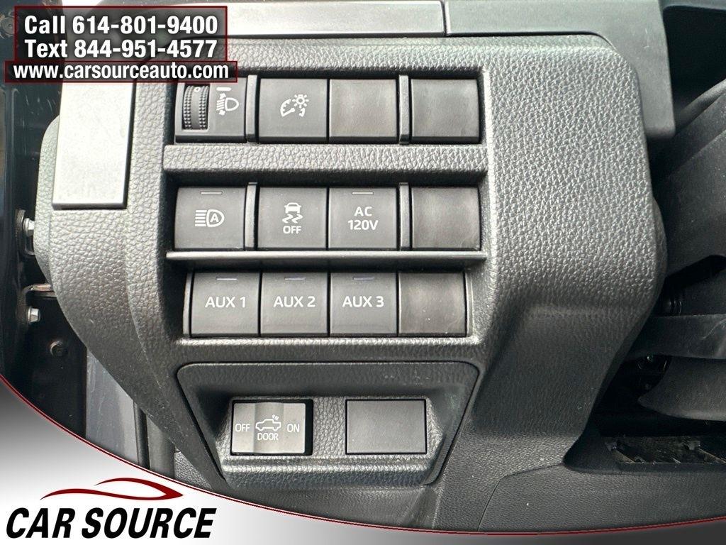 Toyota Tacoma 4WD  2024