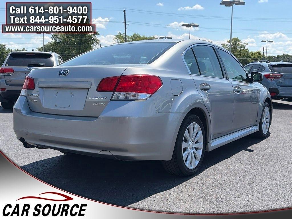 Subaru Legacy  2010