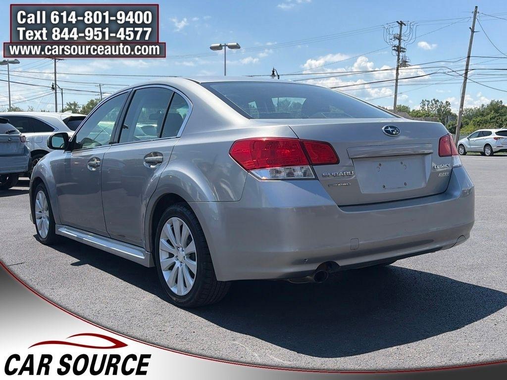 Subaru Legacy  2010